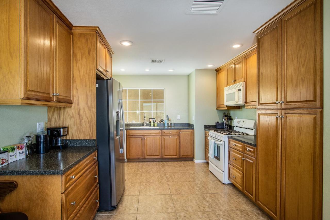יוקה ואלי Peaceful Home With Nature Views & Trail Access מראה חיצוני תמונה